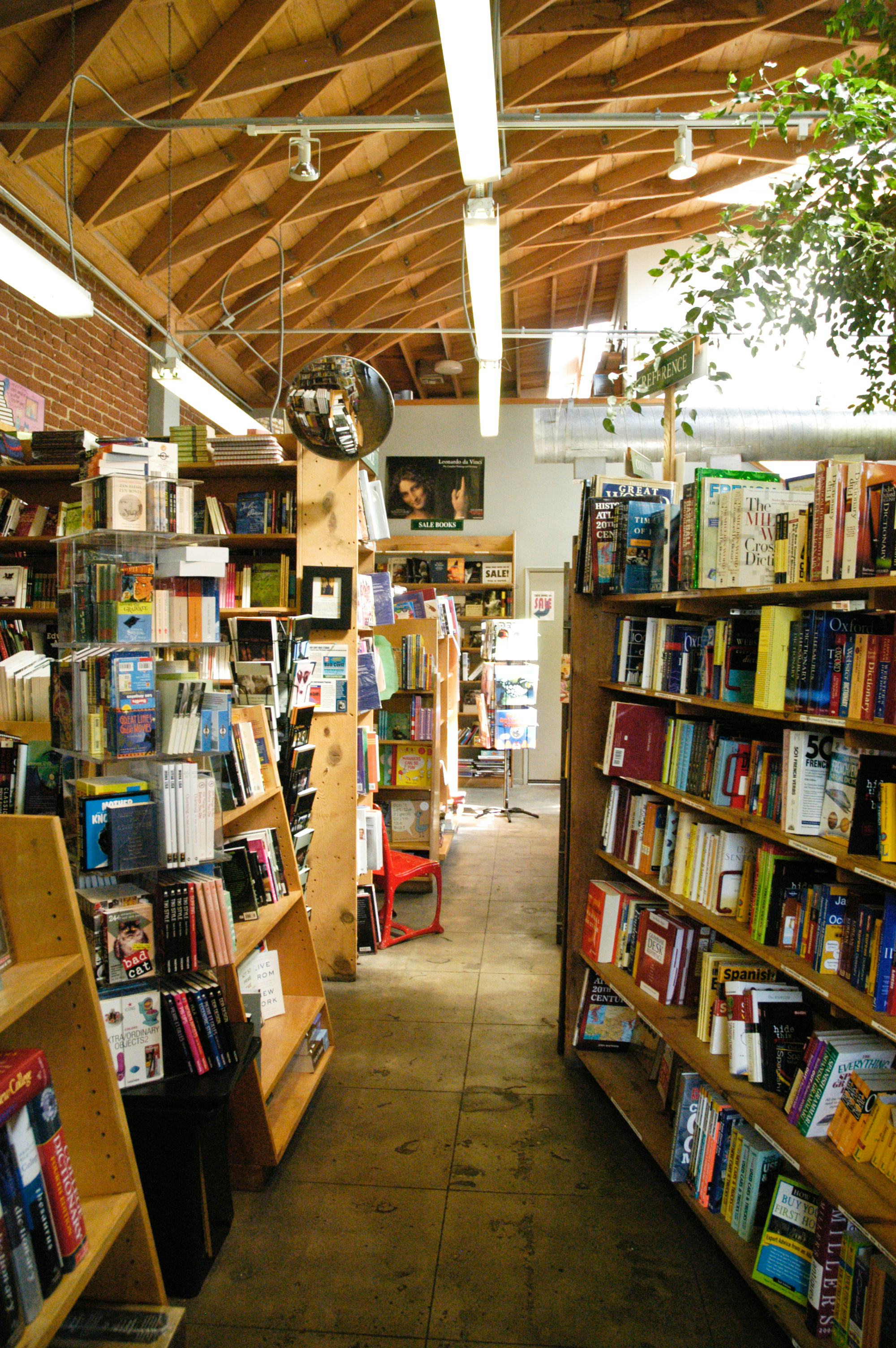 The 8 Best Bookstores in Los Angeles, Because, Yes, People Do Read Out West