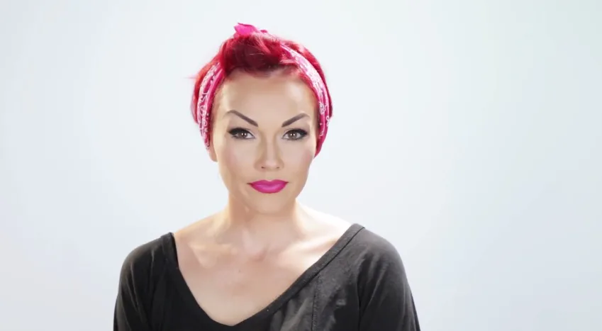 Kandee Johnson Posts 1 Face 5 Makeup Looks Video That Shows Makeup s