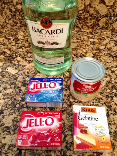 How To Make Red, White, And Blue Jello Shots Just In Time For Your ...