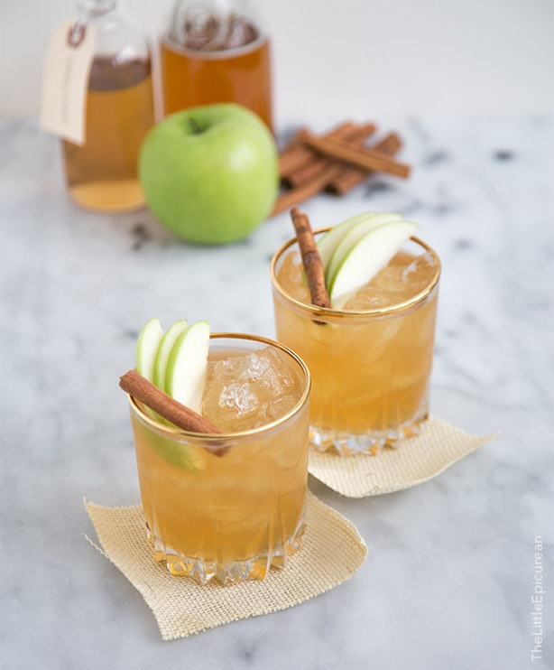 Which Alcohol Goes Best With Apple Cider? 10 Ways To Spike This