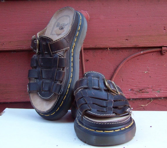 dr martens sandals 90s