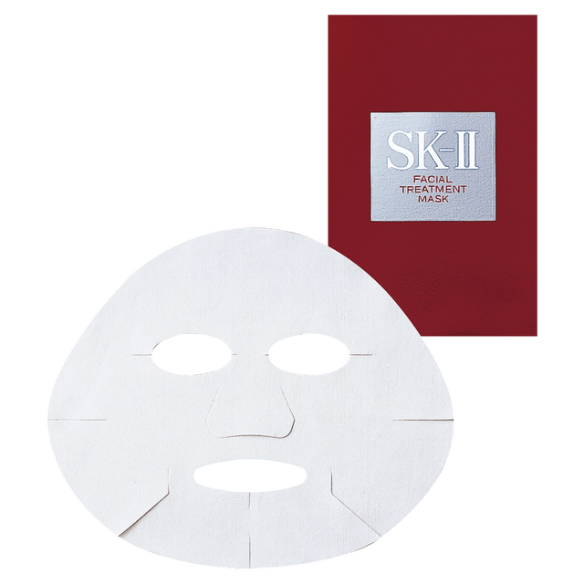 Should You Wear Makeup While Traveling? Here's Why You Should Embrace A