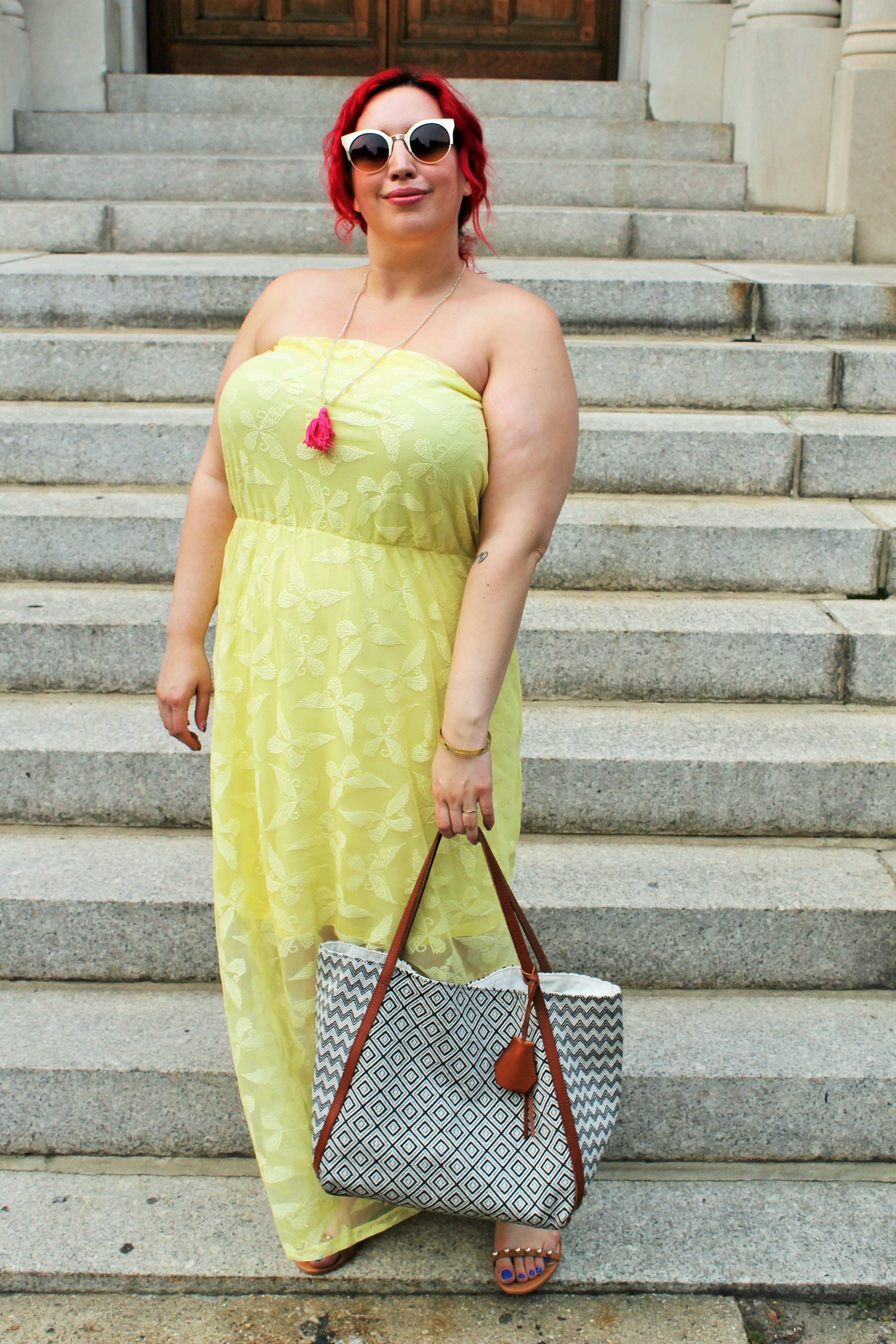 4 Ways To Wear Plus Size Strapless Dresses Even If You're Busty
