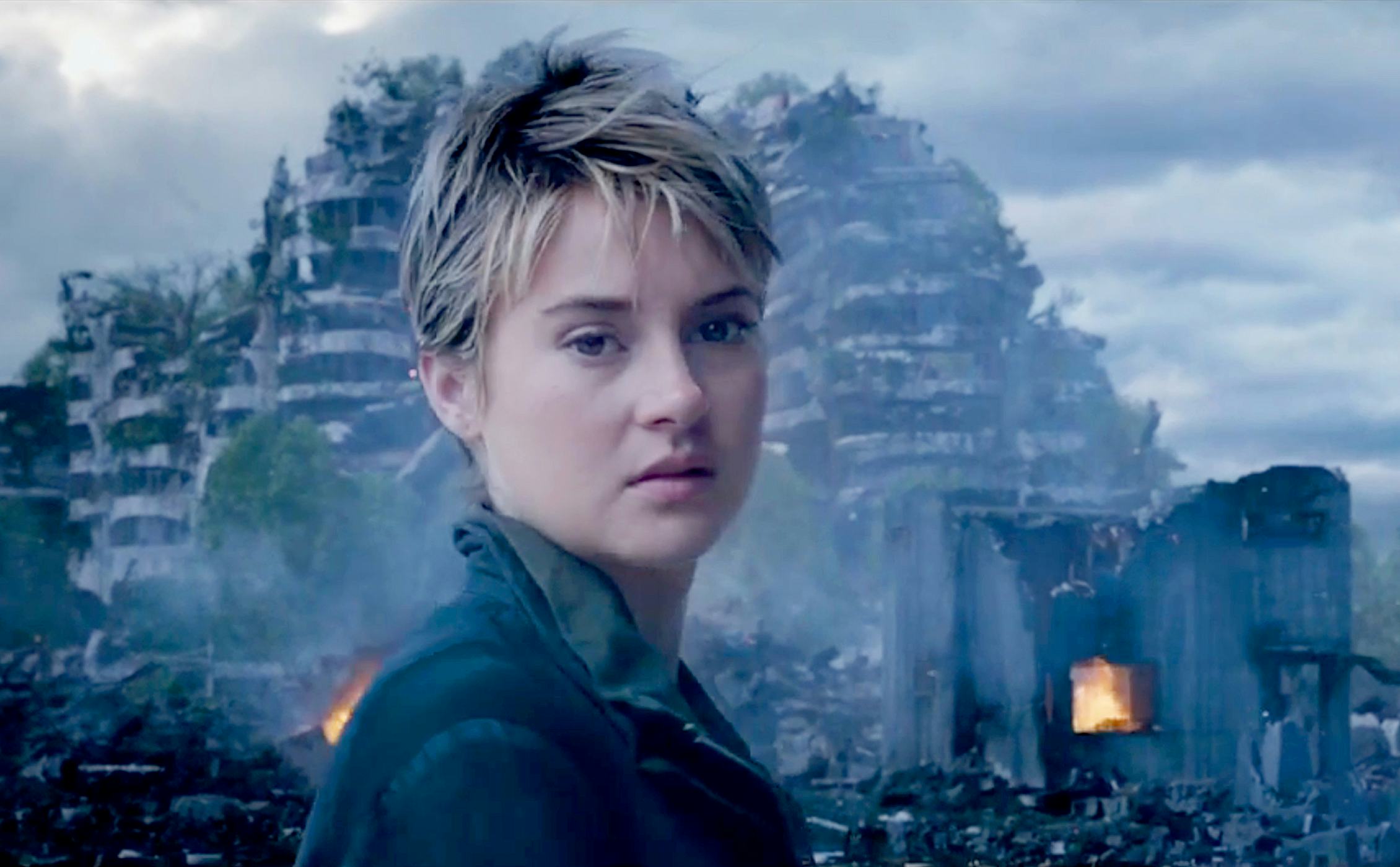 How 'Allegiant' \u0026 'Ascendant' Should Break Up The 'Divergent' Books, image size:2260x1400