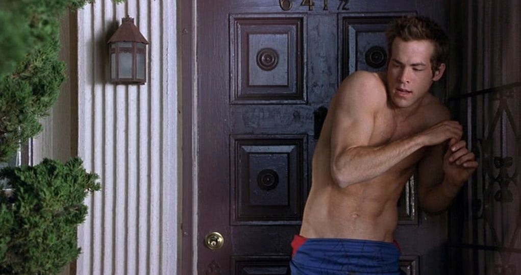 Ryan Reynolds' Nude Scene In 'Deadpool' Isn't His First Skin-Bearing Occasion