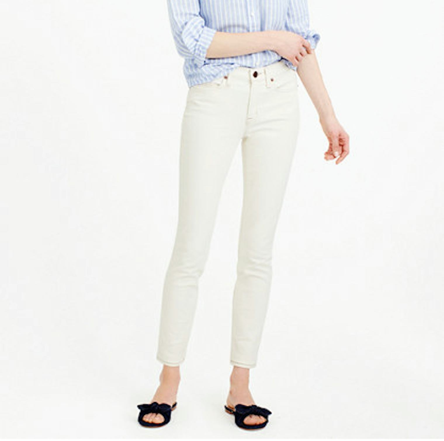How To Pick Out The Perfect Pair Of White Jeans To Wear All Summer Long