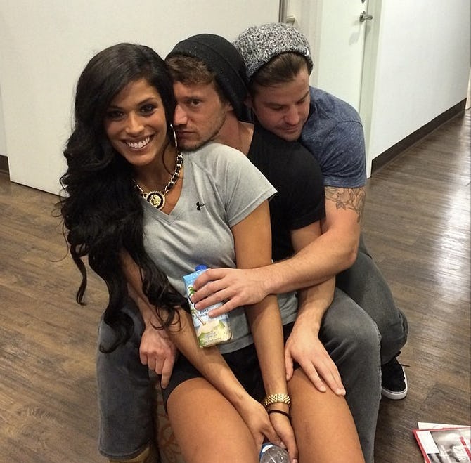 Mtv S The Challenge S Nany Cohutta Take Instagram Pda To The