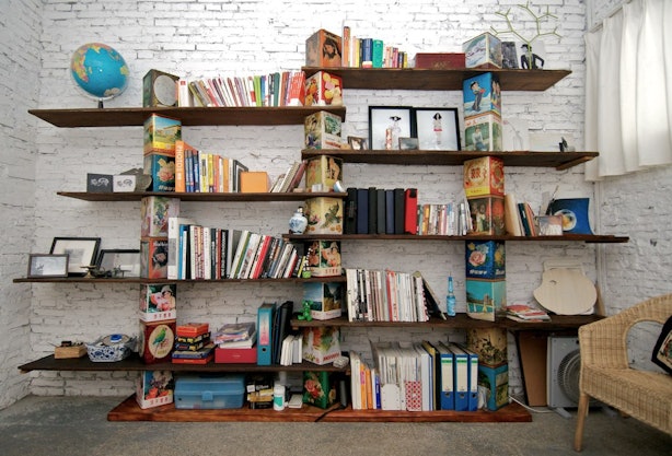 What Your Bookshelf Says About Your Personality