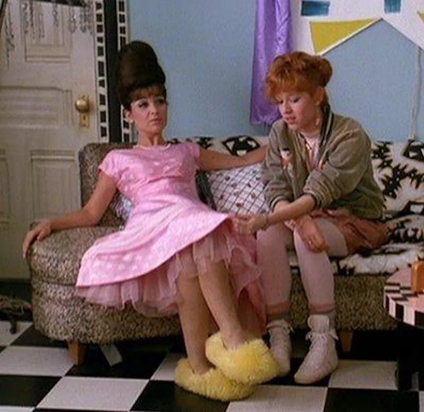 andie's dress pretty in pink What did you think of the end result of Andies prom dress? #prettyinpink #mollyringwald #neworder #andiewalsh #johnhughesmovie #johnhughes