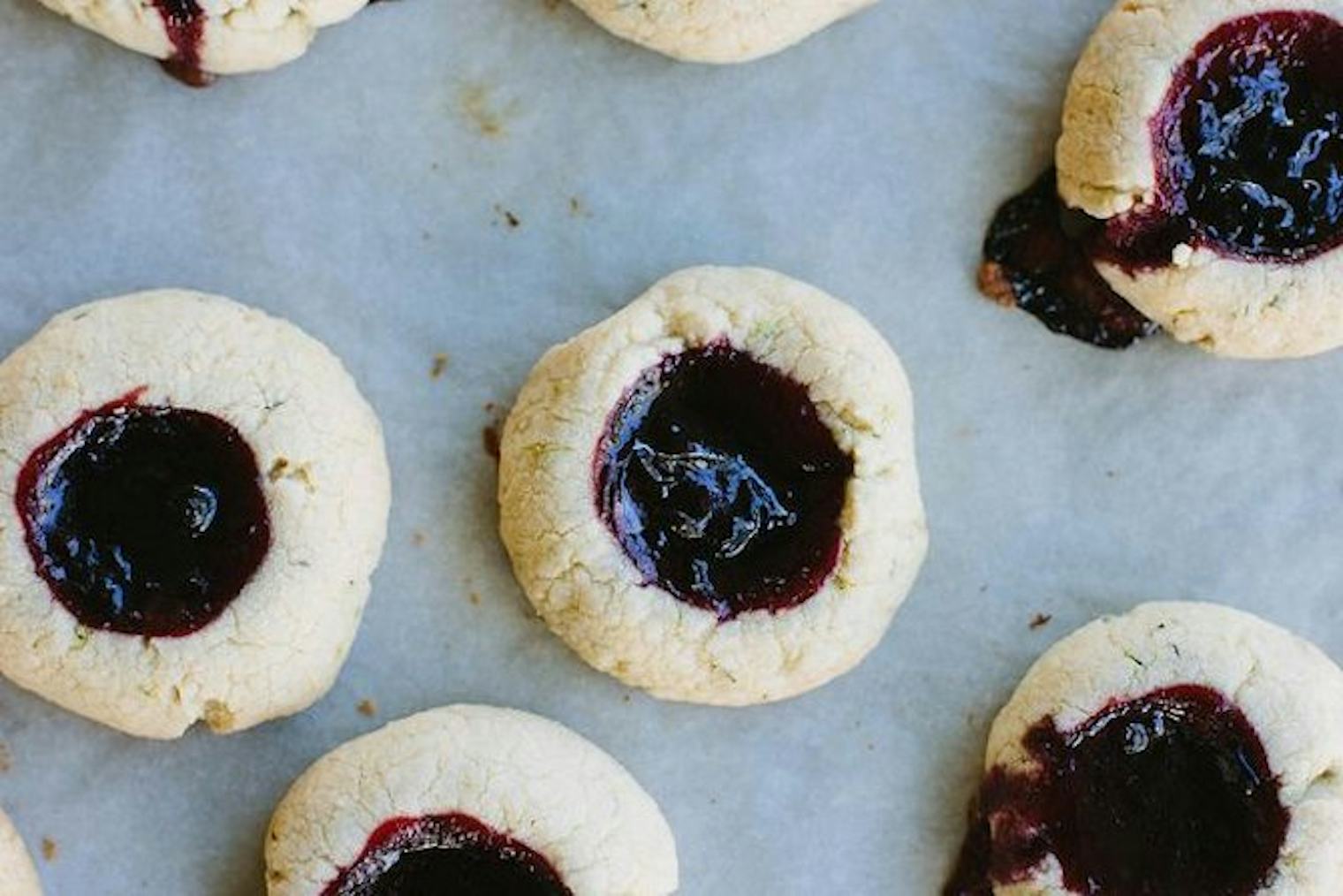 9 Gluten-Free Holiday Dessert Recipes To End Your Meal In The Most
