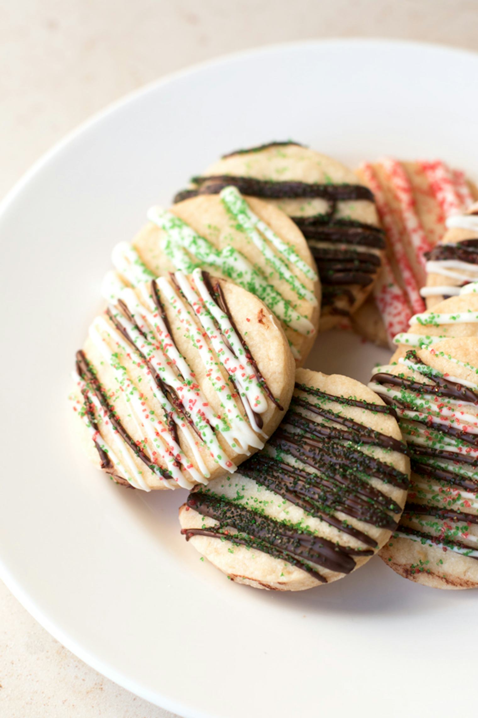 No-bake christmas cookies and bars you need to whip up this season The ONE Christmas Cookie You Need To Make This Year If You're Looking