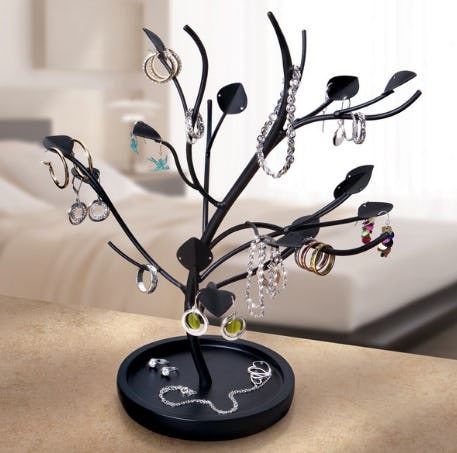 11 Storage Hacks For Jewelry That Everyone Should Try