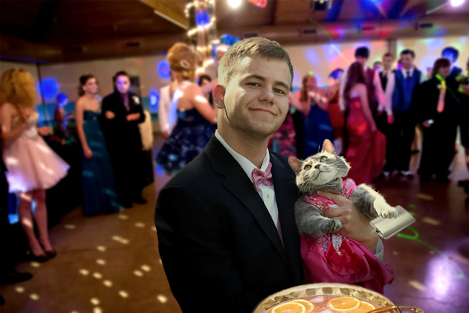 Cat Prom Guy Takes His Cat To Prom & Has Way More Fun Than You Did At Yours