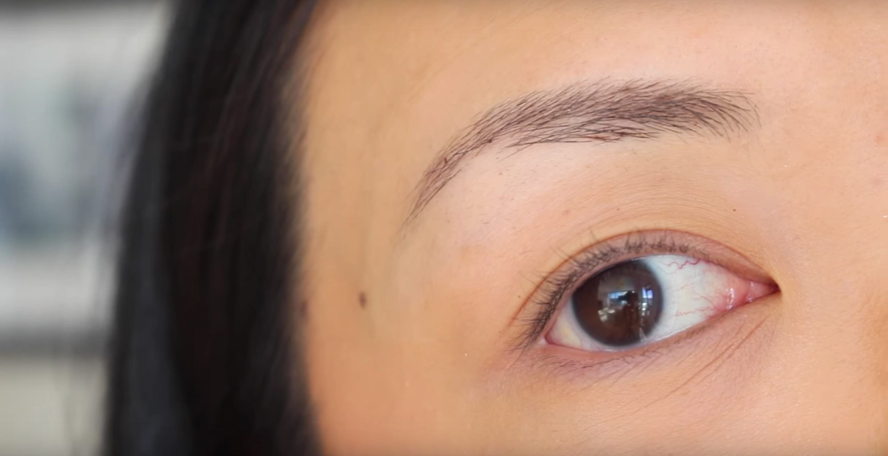 How To Tint Your Eyebrows With Coffee For A Quick & Easy Fix — VIDEO