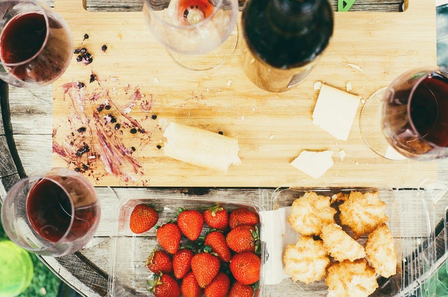 How To Throw A Party In A Small Apartment With 11 Helpful Hacks