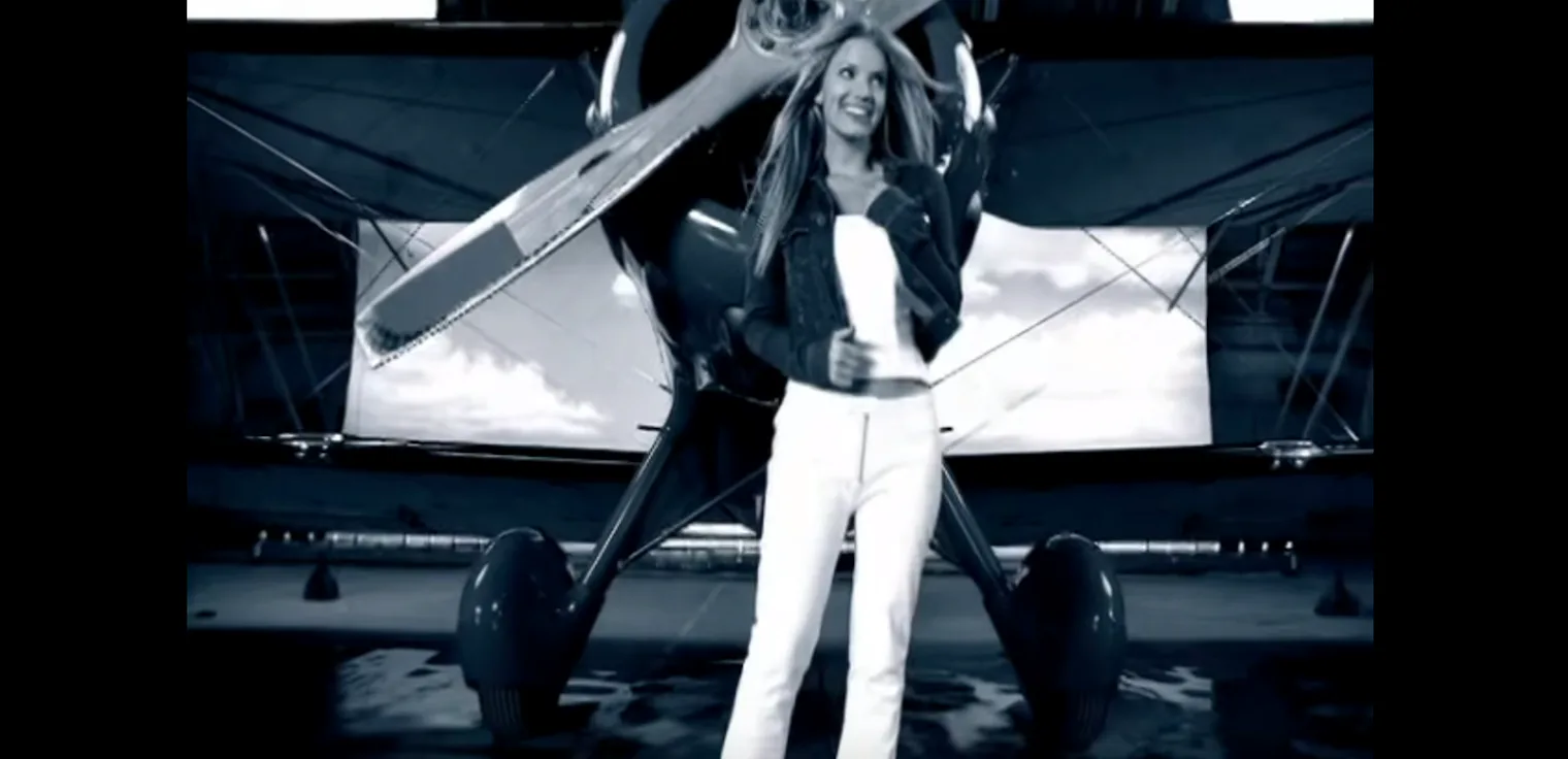 Jessica Simpson Rocking It 11 Amazing Jessica Simpson Music Video Outfits From The Queen Of ...