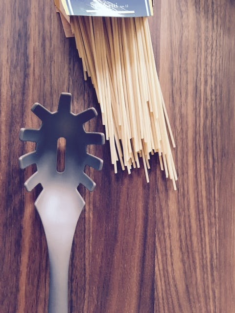This Spaghetti Spoon Hack Will Help You Serve The Perfect Bowl Of Pasta