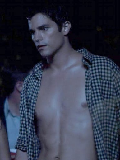 Ranking The 23 Best 'Pretty Little Liars' Shirtless Scenes, Because ...