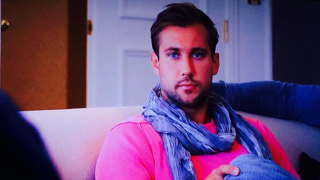 Marcus Grodd's 'Bachelorette' OneonOne Proves He's Jim Halpert from