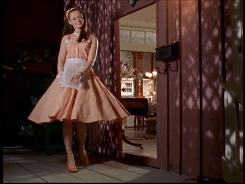 21 Rory Gilmore Outfits That All 'Gilmore Girls' Fans Will Remember Forever PHOTOS 21 Rory Gilmore Outfits That All 'Gilmore Girls' Fans Will Remember Forever PHOTOS