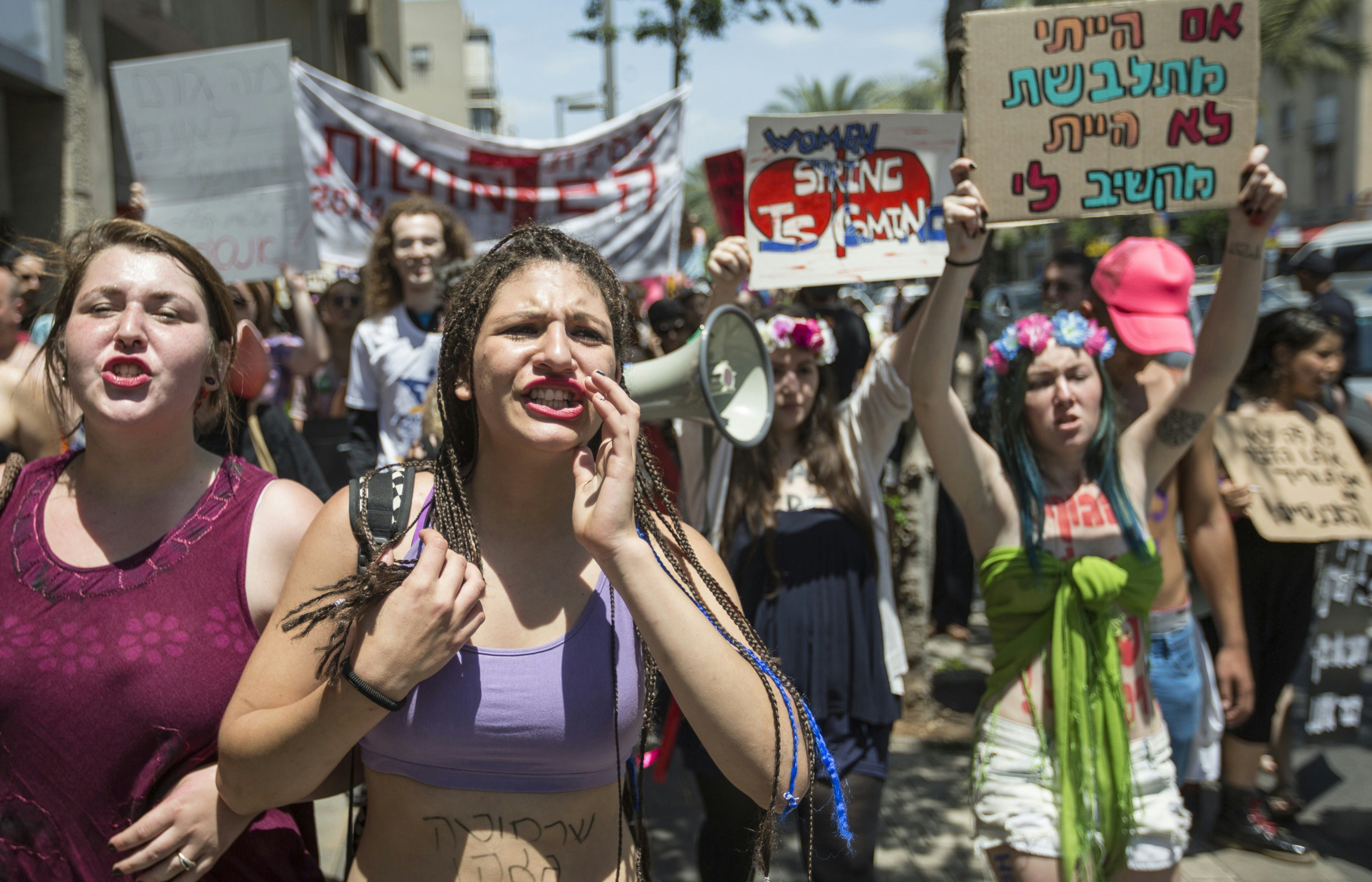 Feminist Protest Images From 1914 To Today That Will Inspire You To ...