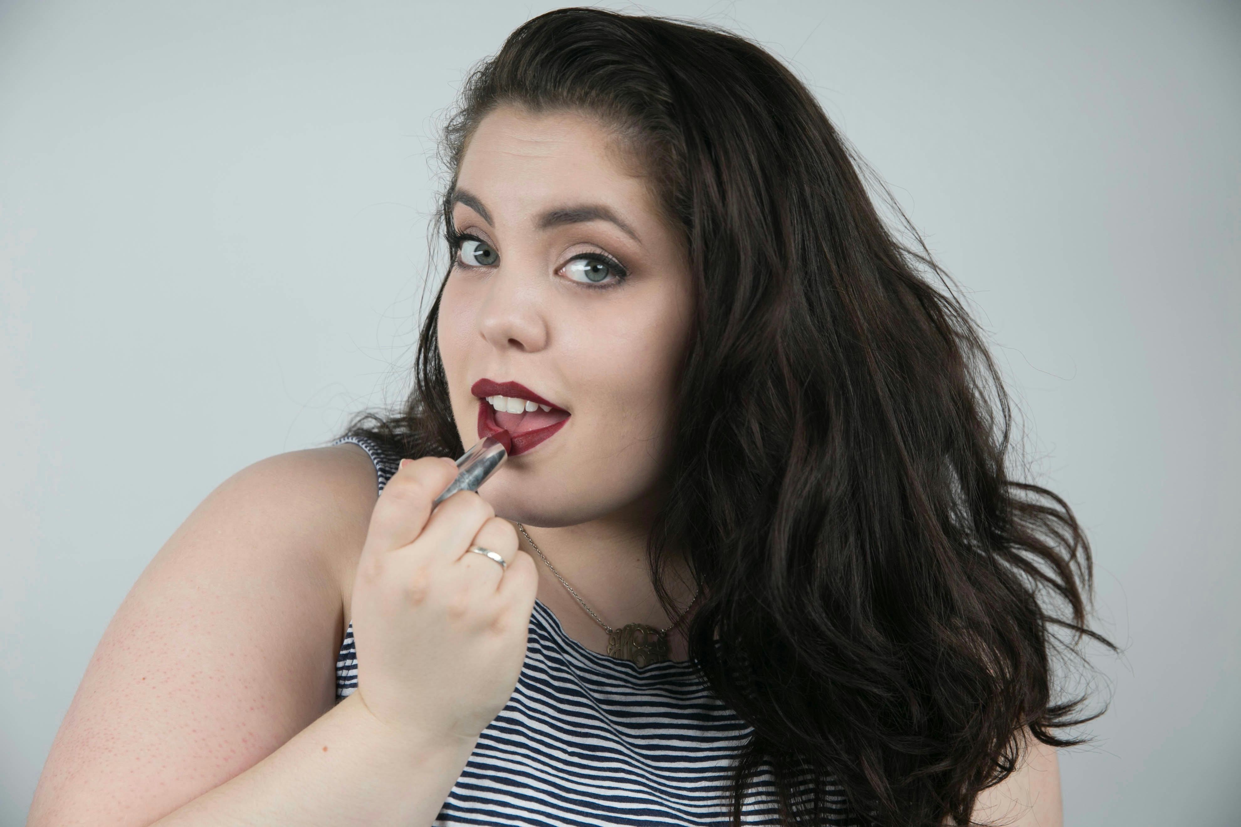 How To Use Lipstick As Blush & Nail The Monochromatic Makeup Trend