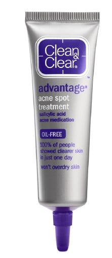 3 Risks Of Using Toothpaste For Acne That Will Stop You From Reaching