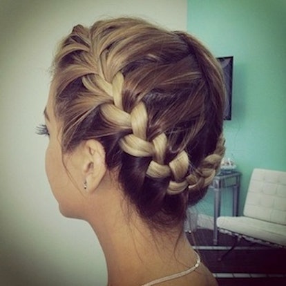 6 Stylish & Easy Hairstyles To Try For Work