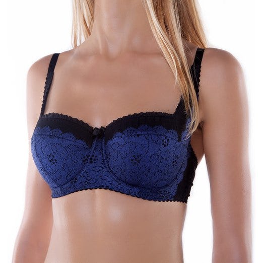 15 Comfortable & Pretty Bras For Big Boobs