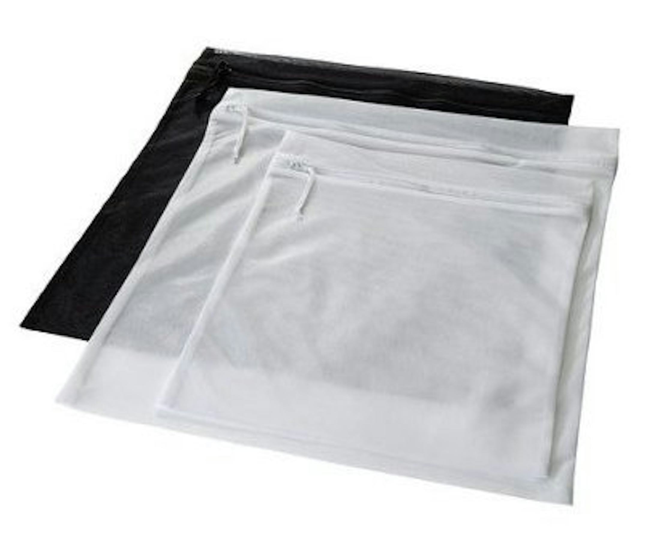 How To Keep Flats From Smelling Bad With 8 Products That Work