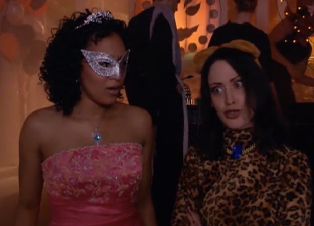 39 Things You Notice When You Rewatch &lsquo;Twitches&rsquo;