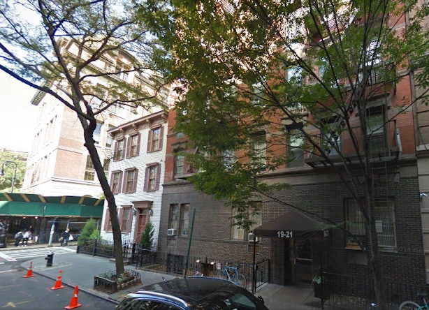 What Does The Friends Apartment In Nyc Look Like In Real