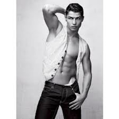 Cristiano Ronaldo Nearly Naked In Emporio Armani Ads (PHOTOS
