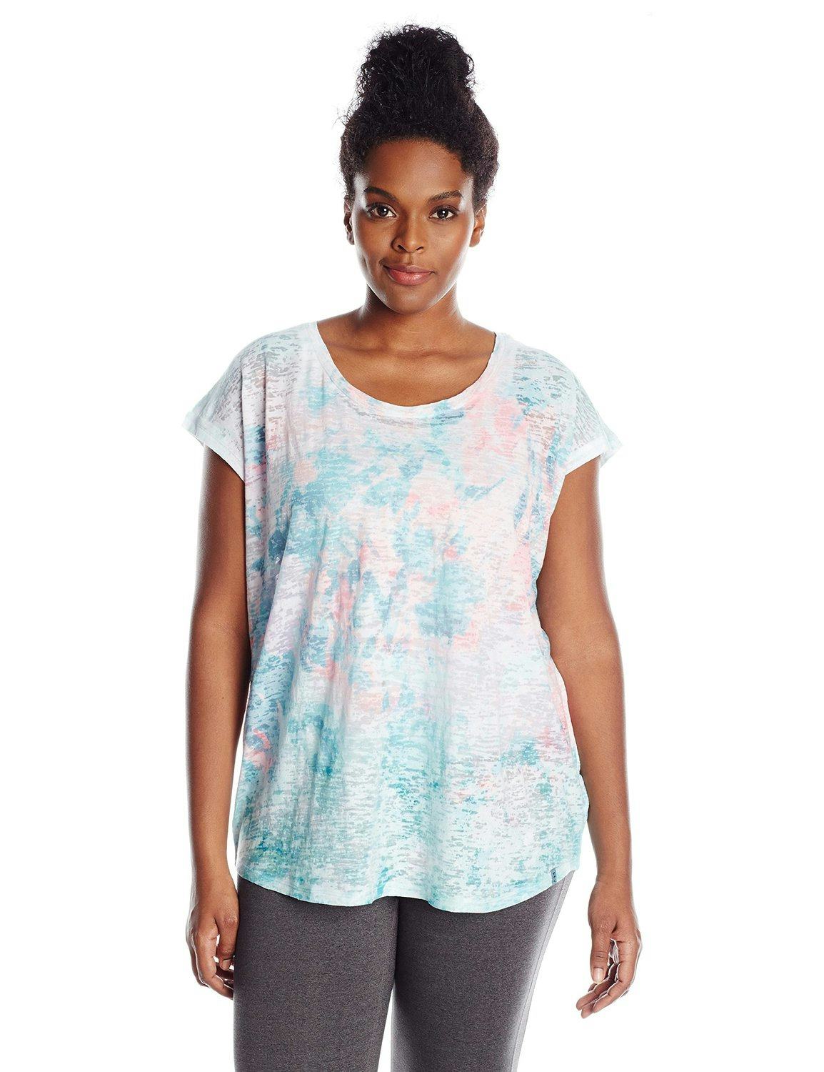 15 Stylish Workout Clothes For Plus Size Women That Are Actually Affordable — PHOTOS