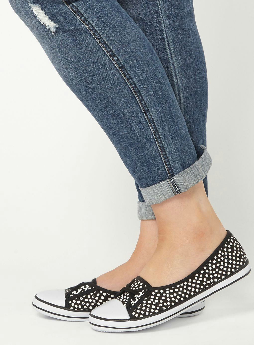 size 12w flats