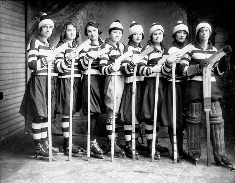 The History Of Women's Ice Hockey Is Long & Full Of Even Longer Skirts ...