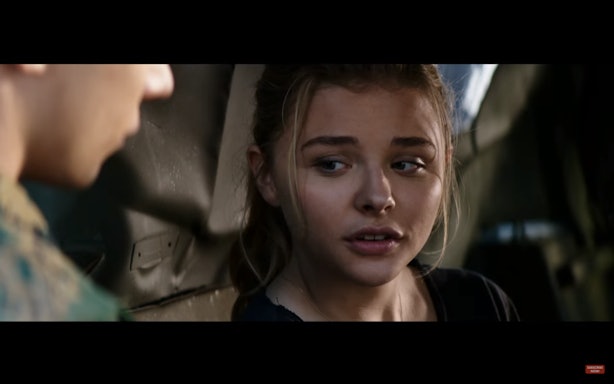 Chloe Moretz 5th Wave Trailer Teaches You Exactly What To Do During An Alien Invasion — Video 1129