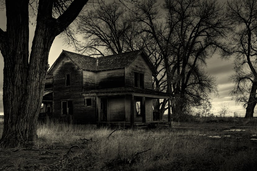 4 Halloween Urban Legends To Spook You This Season — And Whether Or Not