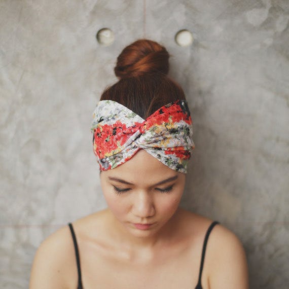 21 New Ways to Wear A Summer Scarf