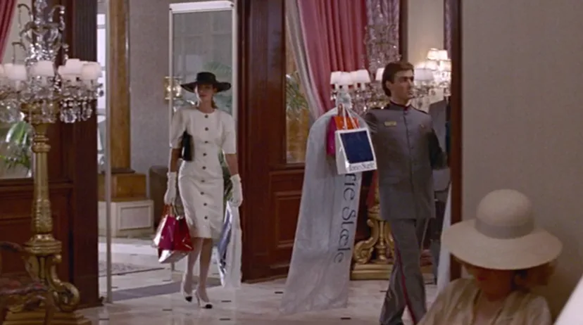 Ranking Julia Roberts' Outfits In 'Pretty Woman,' Because There Was More Than Just The Vivan Ranking Julia Roberts' Outfits In 'Pretty Woman,' Because There Was More Than Just The Vivan