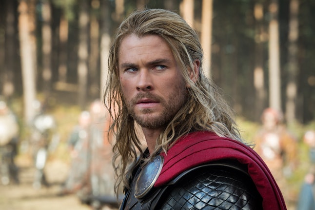 Chris Hemsworths Thor Vs Liam Hemsworths Gale Whos Sexier 4970