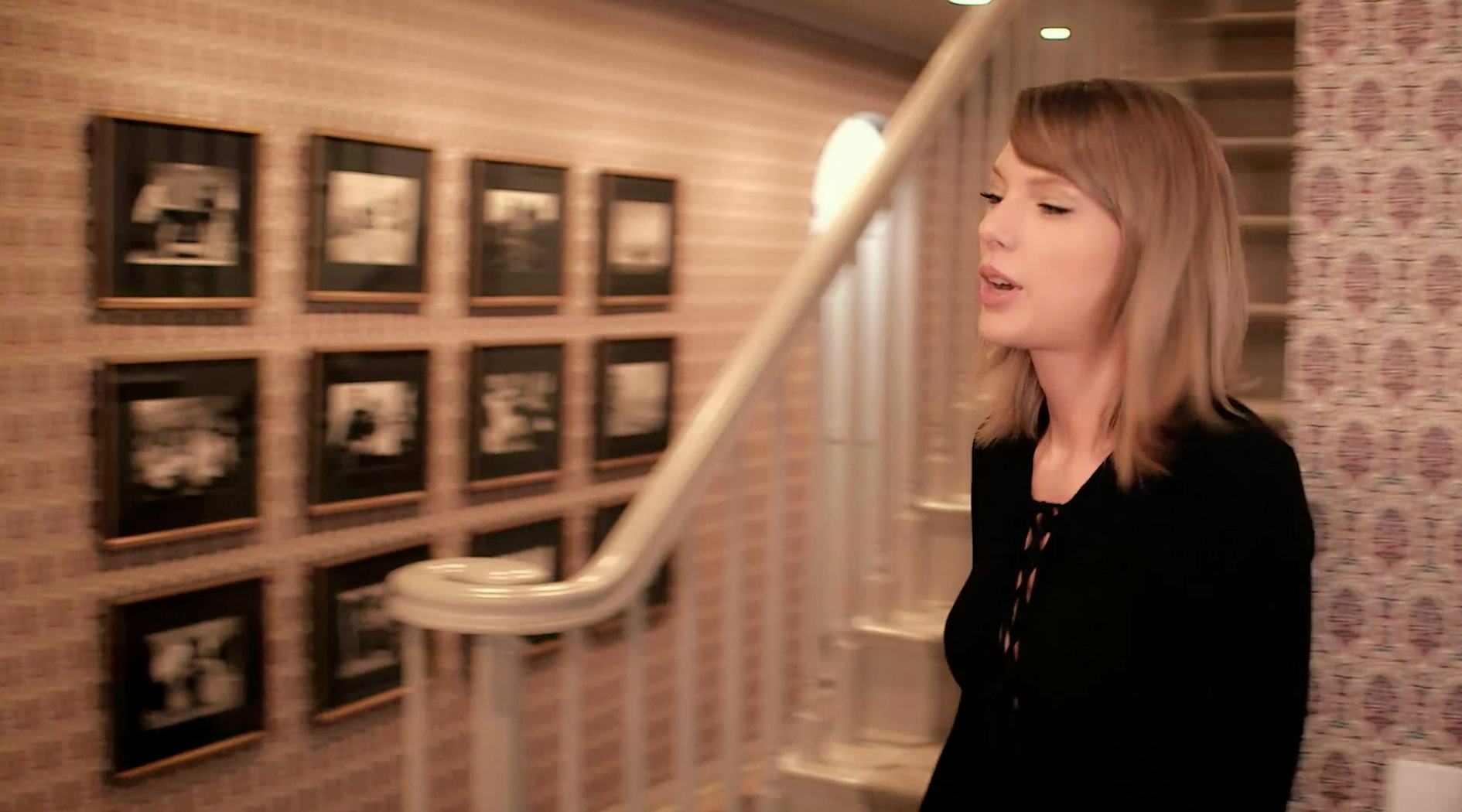 Taylor Swift's House Tour Reveals 19 Incredibly Cool Things She Keeps