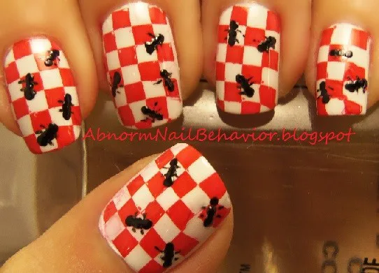 7 Memorial Day Nail Art Ideas To Try Over The Long Weekend