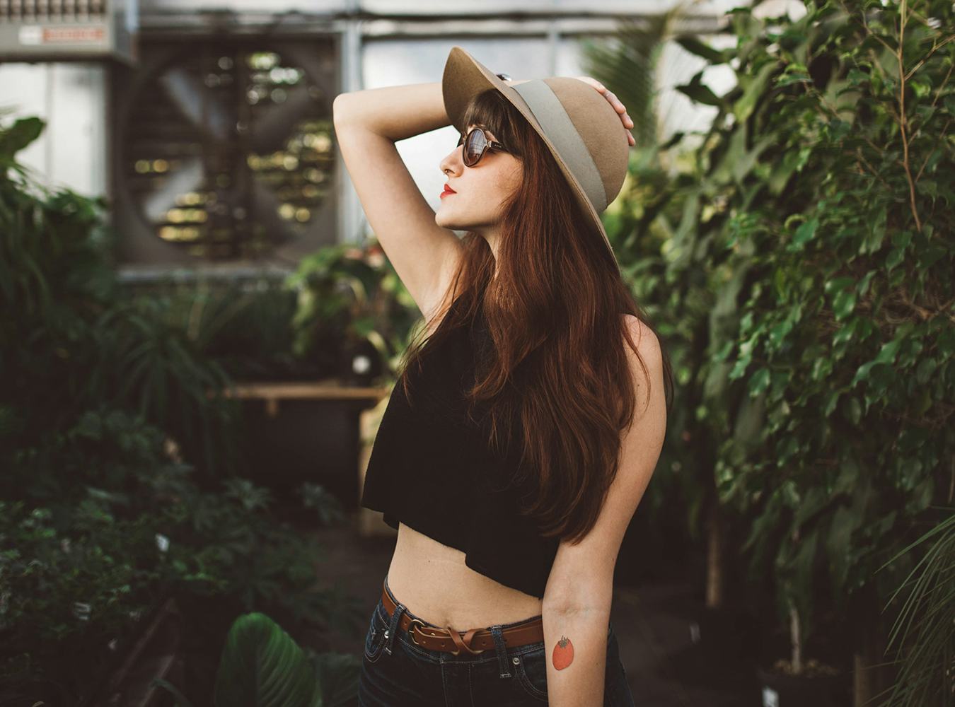 Should You Pluck Your Armpit Hair? What An Expert Dermatologist Has to Say