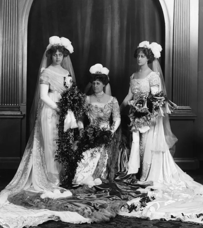 What Bridesmaid Dresses Used To Look Like What Bridesmaid Dresses Used To Look Like