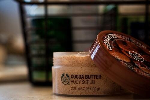 A Cocoa Butter Lotion Recipe, Plus More Ways To Add This Chocolatey Stuff Into Your Beauty