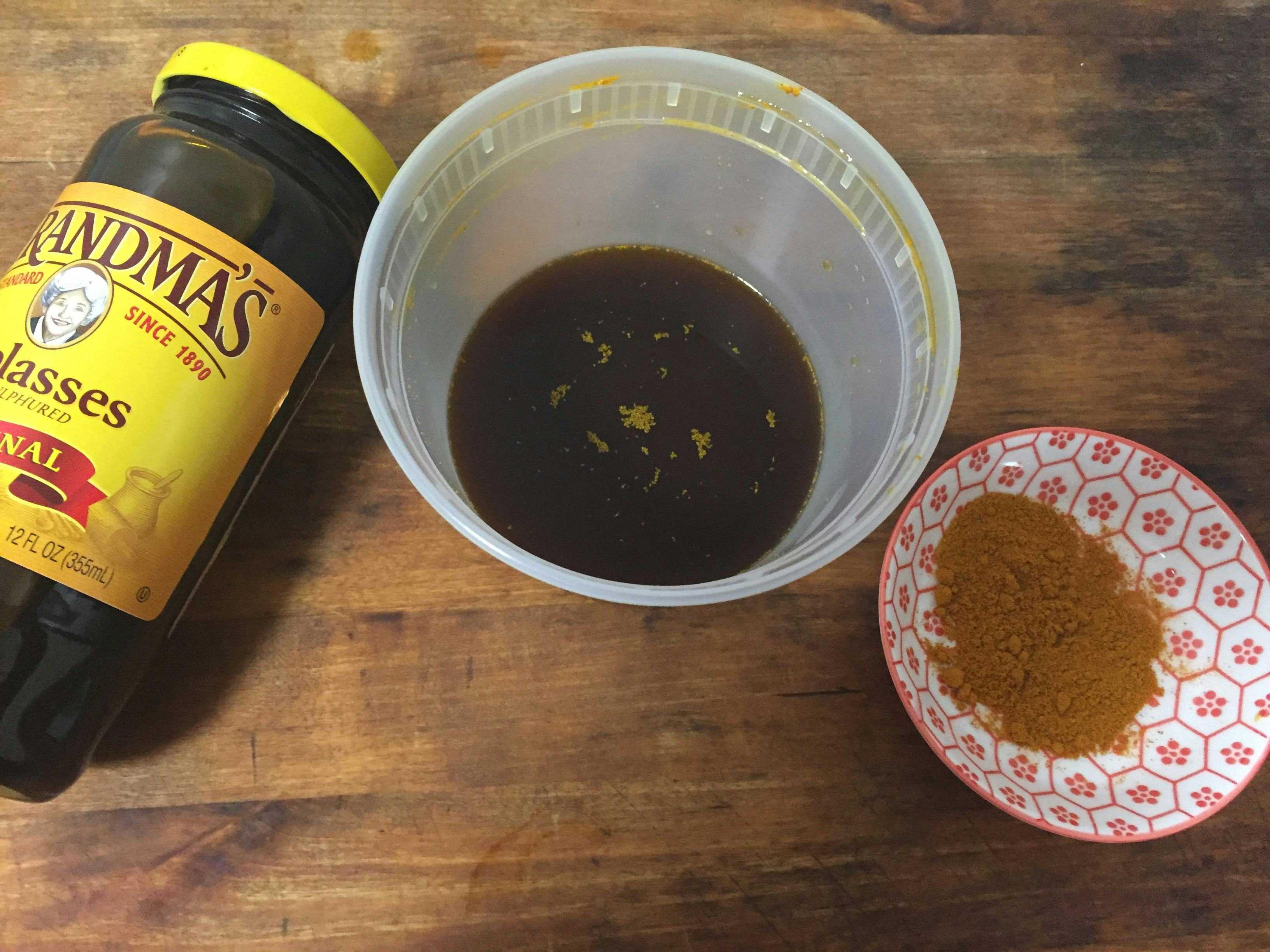 These 5 Molasses Treatments For Hair & Body Are Soothing, Not Sticky