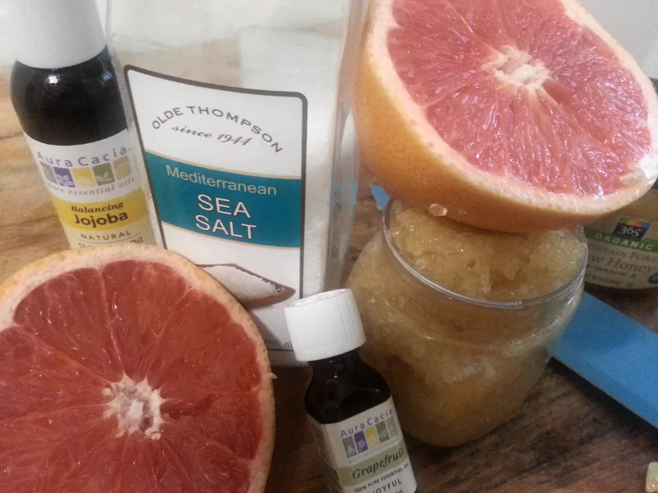 Grapefruit Oil Benefits For Skin & Hair That'll Get Your Beauty Routine
