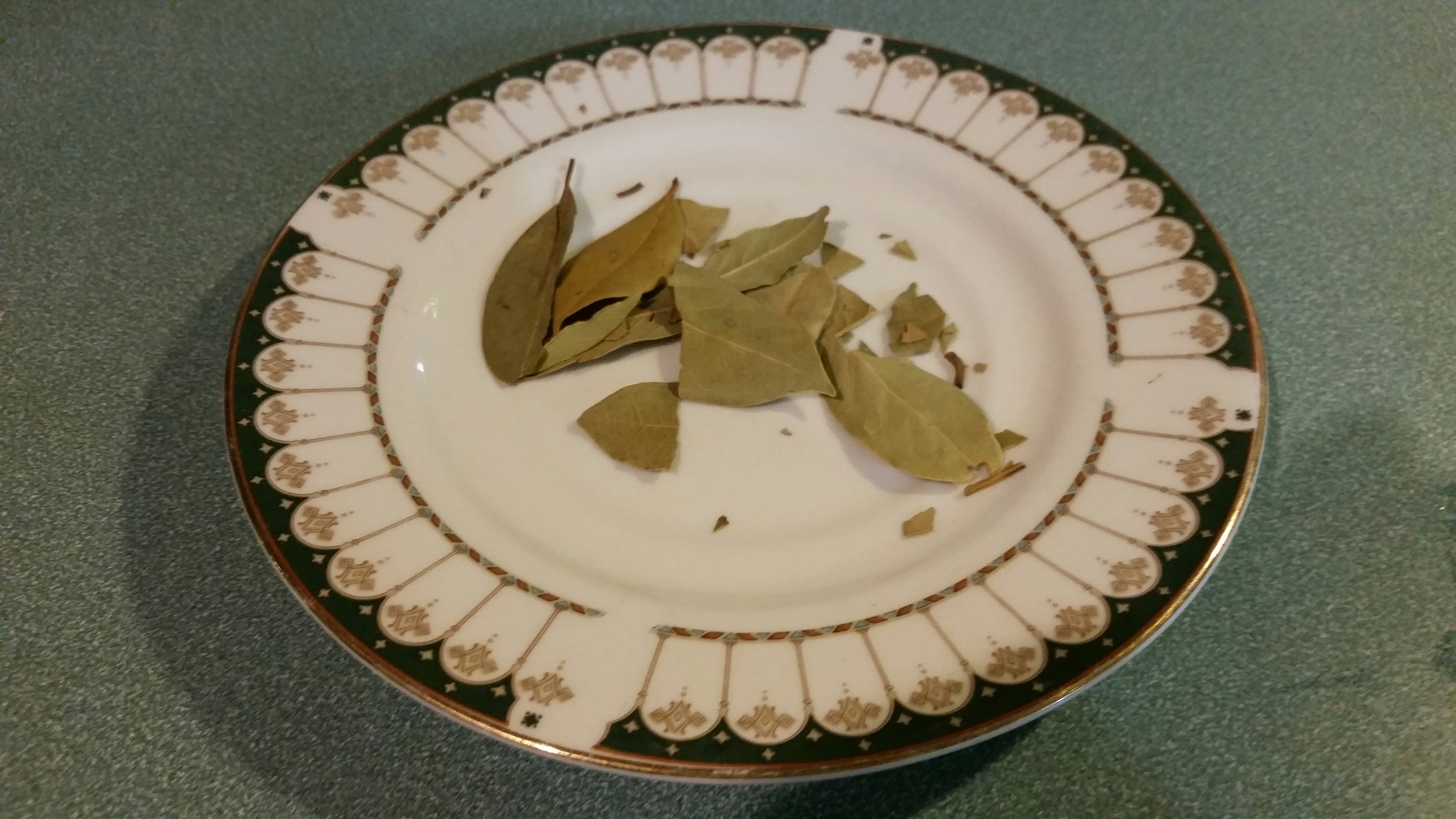 How To Make Bay Leaf Tea For Your Acne & Other Beauty Needs — PHOTOS