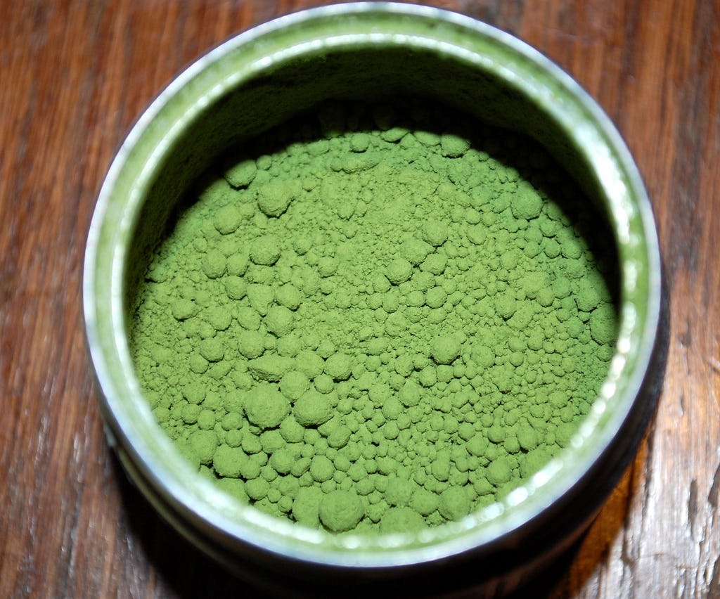 The Matcha Green Tea Benefits For Skin Make This DIY Face Mask Way Too